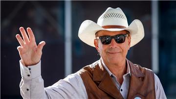 Western-Zweiteiler: US-Schauspieler Kevin Costner spielt in „Horizon: An American Saga“ einen Cowboy.