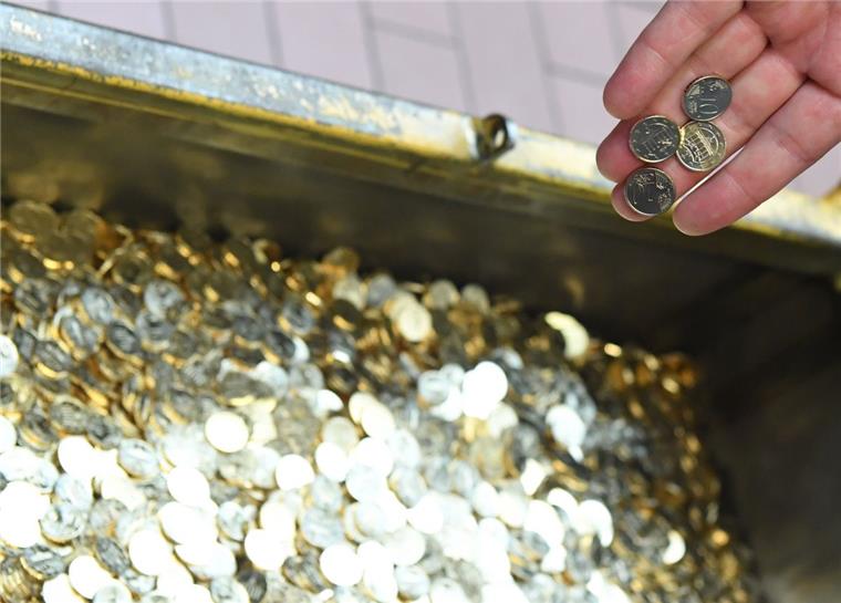 Loxstedt: Haushaltsplanung mit Fragezeichen Wie es im kommenden Jahr finanziell um die Gemeinde Loxstedt bestellt sein wird, das entscheidet sich möglicherweise am Mittwoch in Cuxhaven.
