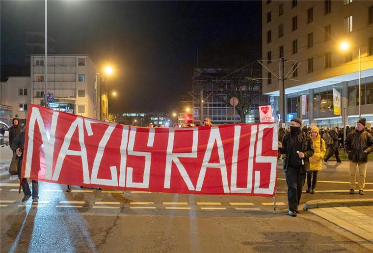 Bündnis aus dem Kreis Rotenburg ruft zu Kundgebung gegen AfD-Pläne auf Wie hier am Dienstag in Köln soll auch in Rotenburg am Sonnabend ein Zeichen gegen Rechts gesetzt werden.