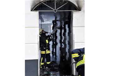 Wie hier an der Dionysiusstraße brennt es in Lehe seit Jahresanfang immer wieder. Die Polizei unterscheidet zwischen Treppenhaus- Wohnungs- und Gartenlaubenbränden und ermittelt mit einer Soko.