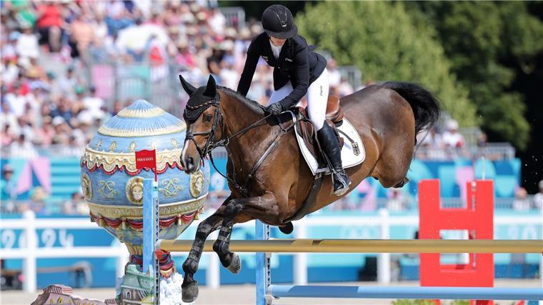 Vierter Titel: Krajewski wird Rolle der Favoritin gerecht Wieder deutsche Meisterin: Julia Krajewski