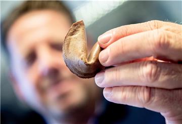 Will mit Keksen sein Glück machen: Gründer Michael Rohrdrommel hat 2018 ein Start-up gegründet, mit dem er vergane Glückskekse mit besonderen Botschaften herstellt.