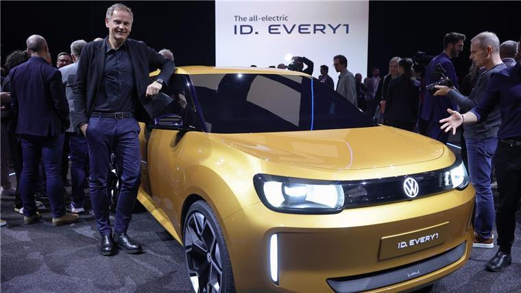 VW-Partner Rivian erhält zweite Milliarden-Spritze Will VW-Chef Blume als Erstes mit der neuen Rivian-Technik bestücken: die Serienversion des Elektro-Kleinwagens ID. Every1. (Archivfoto)