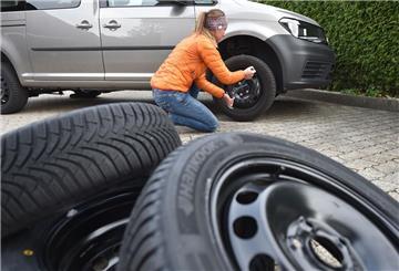 Winterreifen, Profiltiefe & Alpine-Symbol: Die wichtigsten Infos des ADAC
