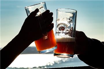 Wir haben für euch die schönsten Biergärten in Bremerhaven und Umgebung herausgesucht.