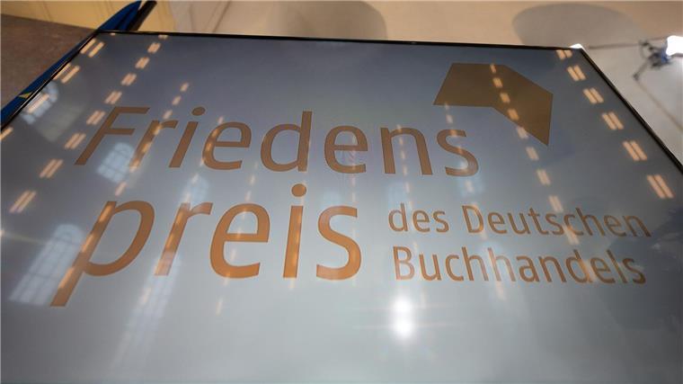 Friedenspreis für Applebaum - Scherbakowa hält Laudatio Wird seit 1959 vergeben: Der Friedenspreis des Deutschen Buchhandels