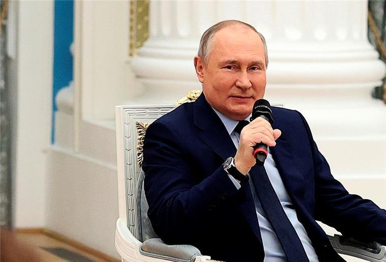 Moskau meldet volle Kontrolle über Mariupol Wladimir Putin, Präsident von Russland