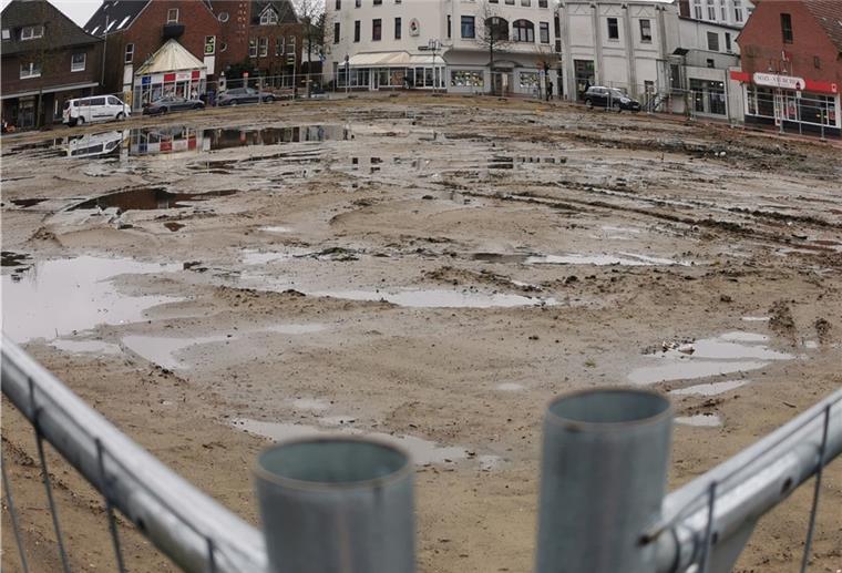 Nordenham: Vom Blumenkübel bis zum Pop-up-Park Wo jetzt zwischen Lloydstraße und Fußgängerzone noch Ödnis herrscht, könnte bald schon temporär gespielt oder gefeiert werden.