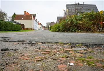 Eine Nahaufnahme von dem Boden der Grodenstraße.