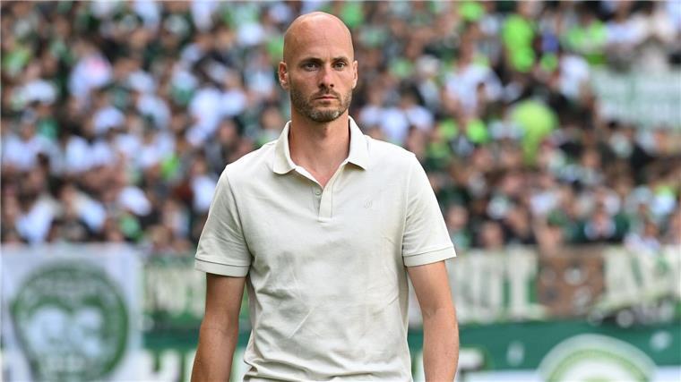 Wolfsburgs neuer Trainer Paul Simonis gilt als Pokal-Experte.