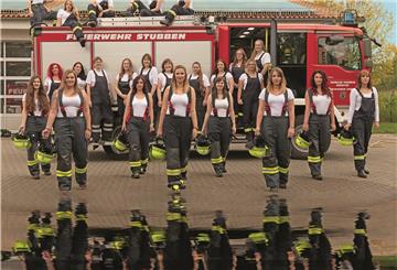 Wollen für mehr Frauen in den Ortsfeuerwehren werben: Die Feuerwehrfrauen der Gemeinde Beverstedt.
