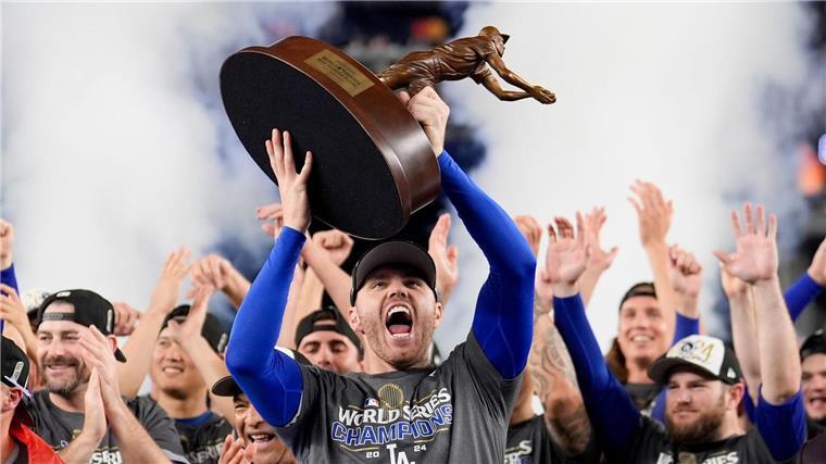 Krawalle in Los Angeles nach Final-Sieg der Dodgers Wurde zum MVP der World Serie gewählt: Freddie Freeman.