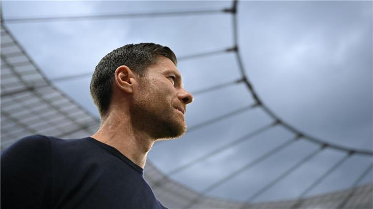 Alonso fordert Hoeneß: „Fußball-Deutschland“ freut sich Xabi Alonso will mit Bayer Leverkusen gegen den VfB Stuttgart erneut begeistern.