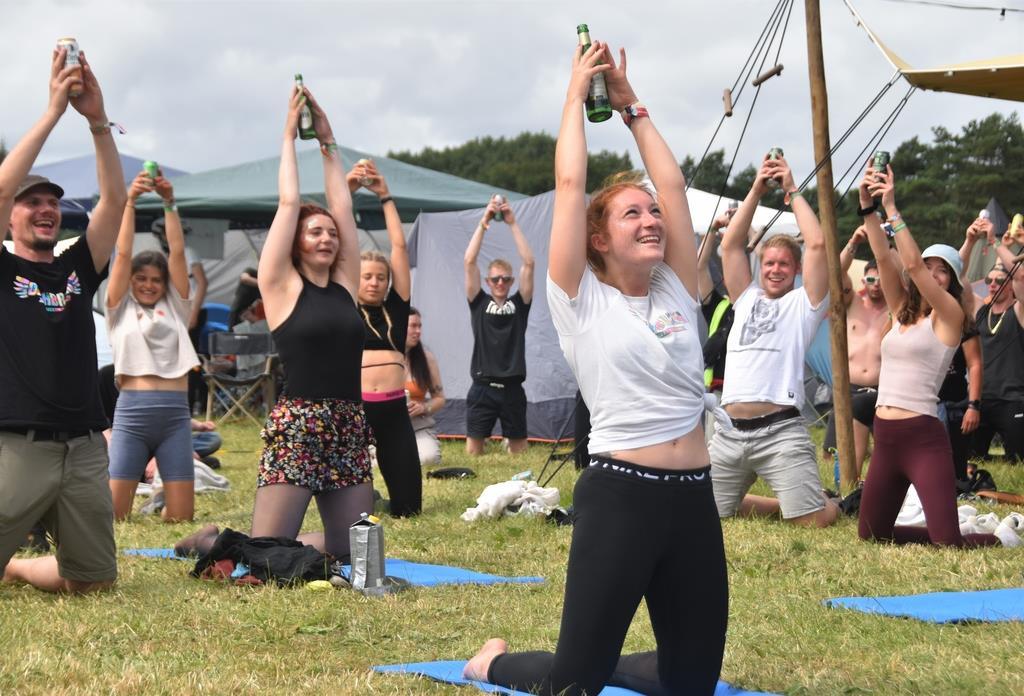 Yoga und Bier – eine unschlagbare Kombi für Körper und Geist. Der Workshop kommt...