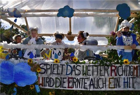 Wagen beim Herbstmarkt Tarmstedt
