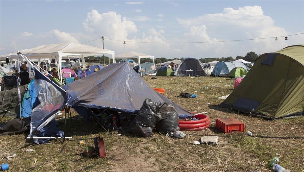 Ziemlich viel Müll blieb am Ende liegen - auch das gehört zu einem Festival.