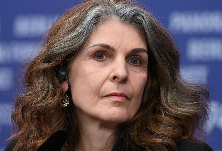 „Zu selten sehe ich Figuren, deren Leben und Alltag so von Existenzdruck dominiert ist, wie ich es in der Wirklichkeit oft erlebe“, sagt die Drehbuchautorin Laila Stieler, die viel fürs Kino schreibt und oft mit Andreas Dresen zusammenarbeitet („In Liebe, Eure Hilde“, „Wolke 9“). (Foto von 2024)