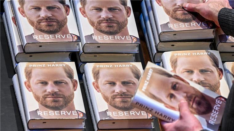 Globaler Buchmarkt wächst Zum Bestseller avancierten die Memoiren von Prinz Harry, die auf Deutsch unter dem Titel „Reserve“ erschienen.