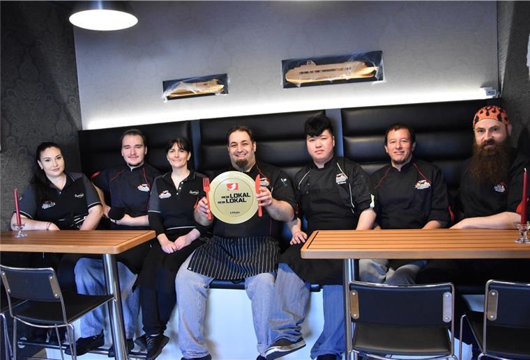 Lunesteder Gastronom gewinnt bei „Mein Lokal, Dein Lokal“ „Zum Dorfkrug by de Marco“ hat bei „Mein Lokal, Dein Lokal“ gewonnen.