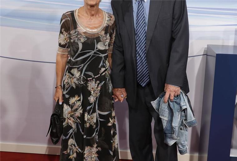 Zwegat, hier mit seiner Frau Liane Scholze, galt als Schuldnerberater der Nation. (Archivfoto)