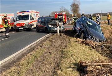 Zwei Autos kollidierten am Sonnabend auf der Kreisstraße 66 zwischen Sievern und Wremen.