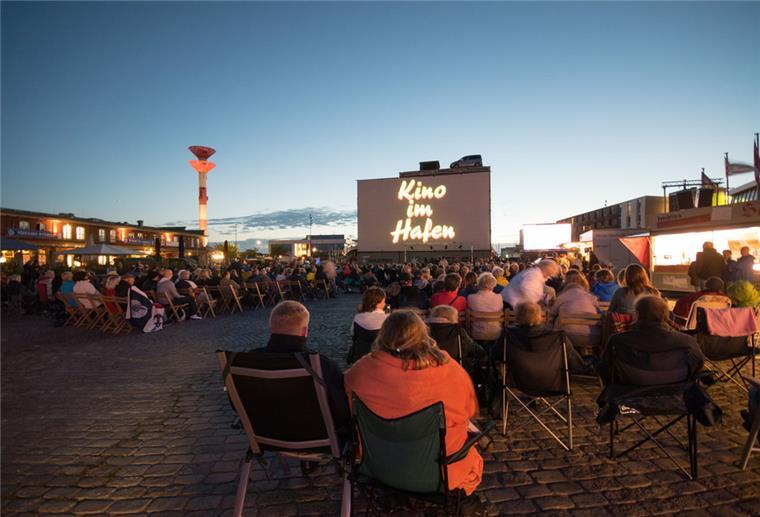 „Kino im Hafen“: Diese Klassiker gibt es ab Freitag zu sehen Zwei Jahre lang fiel das „Kino im Hafen“ wegen Corona aus. Jetzt gibt es wieder Filmspaß für die ganze Familie.