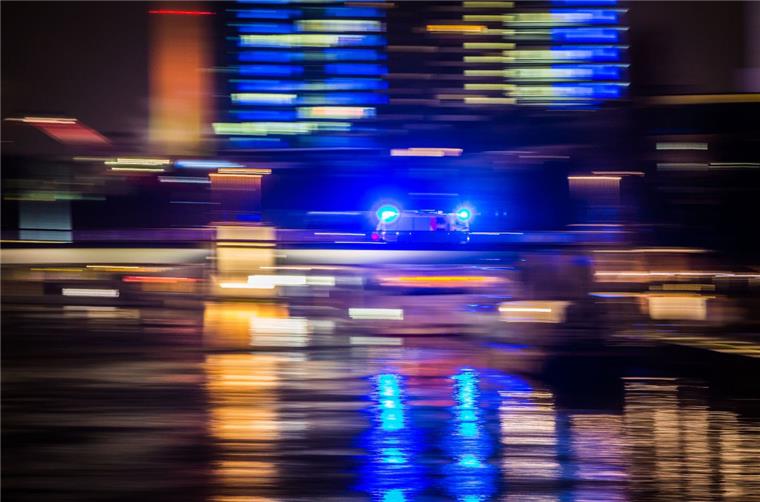 Zwei Ladendiebe hatten in Bremerhaven-Geestemünde mehrere Getränkedosen mitgehen lassen.