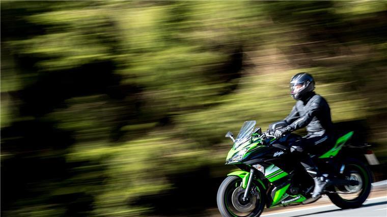 Zwei Motorradfahrer aus den Niederlanden sterben im Harz Zwei niederländische Motorradfahrer kamen ums Leben. (Symbolbild)
