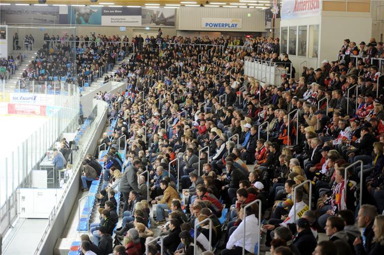Zwei sogenannte Ultra-Fangruppen sorgen derzeit für Aufregung in der Eishockey-Fanszene der Fischtown Pinguins.