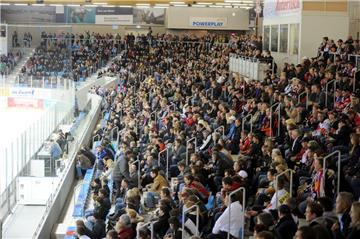 Zwei sogenannte Ultra-Fangruppen sorgen derzeit für Aufregung in der Eishockey-Fanszene der Fischtown Pinguins.