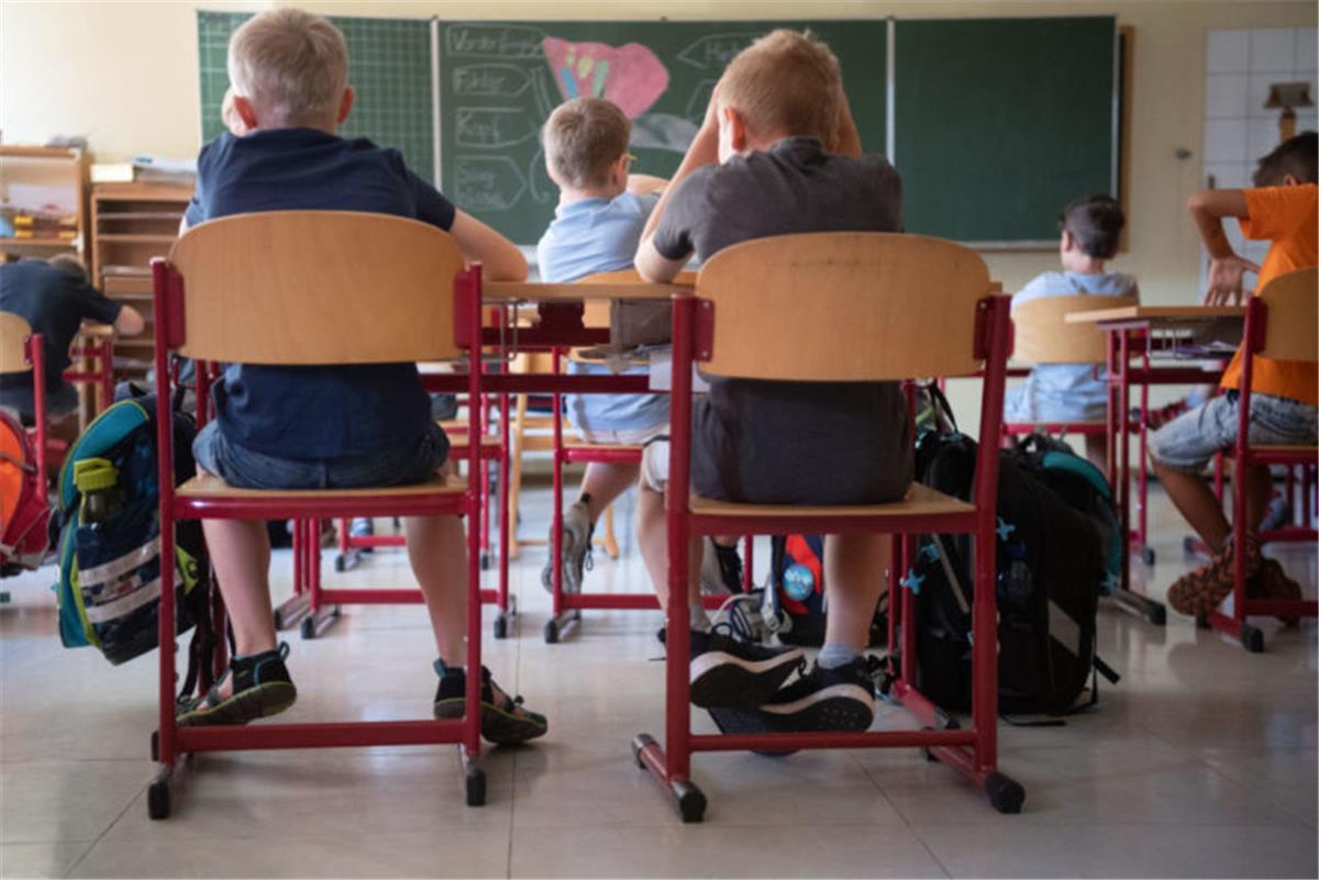 Zwischenzeugnisse: Für die einen Ansporn, für die anderen Stress. 